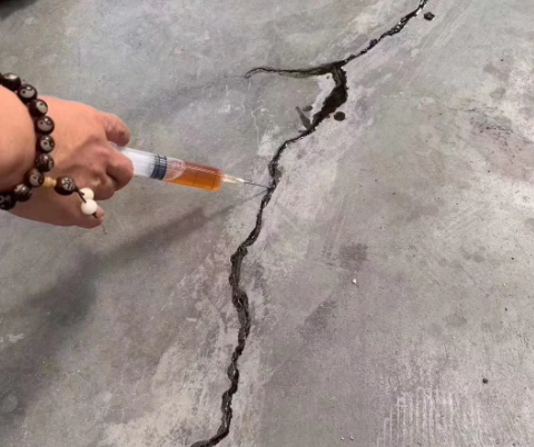 玉树混凝土裂缝修补技术详解​